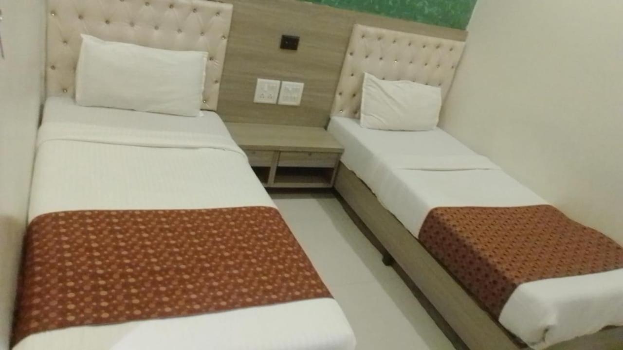 Hotel Time Gold Near Domestics Airport Mumbai Luaran gambar